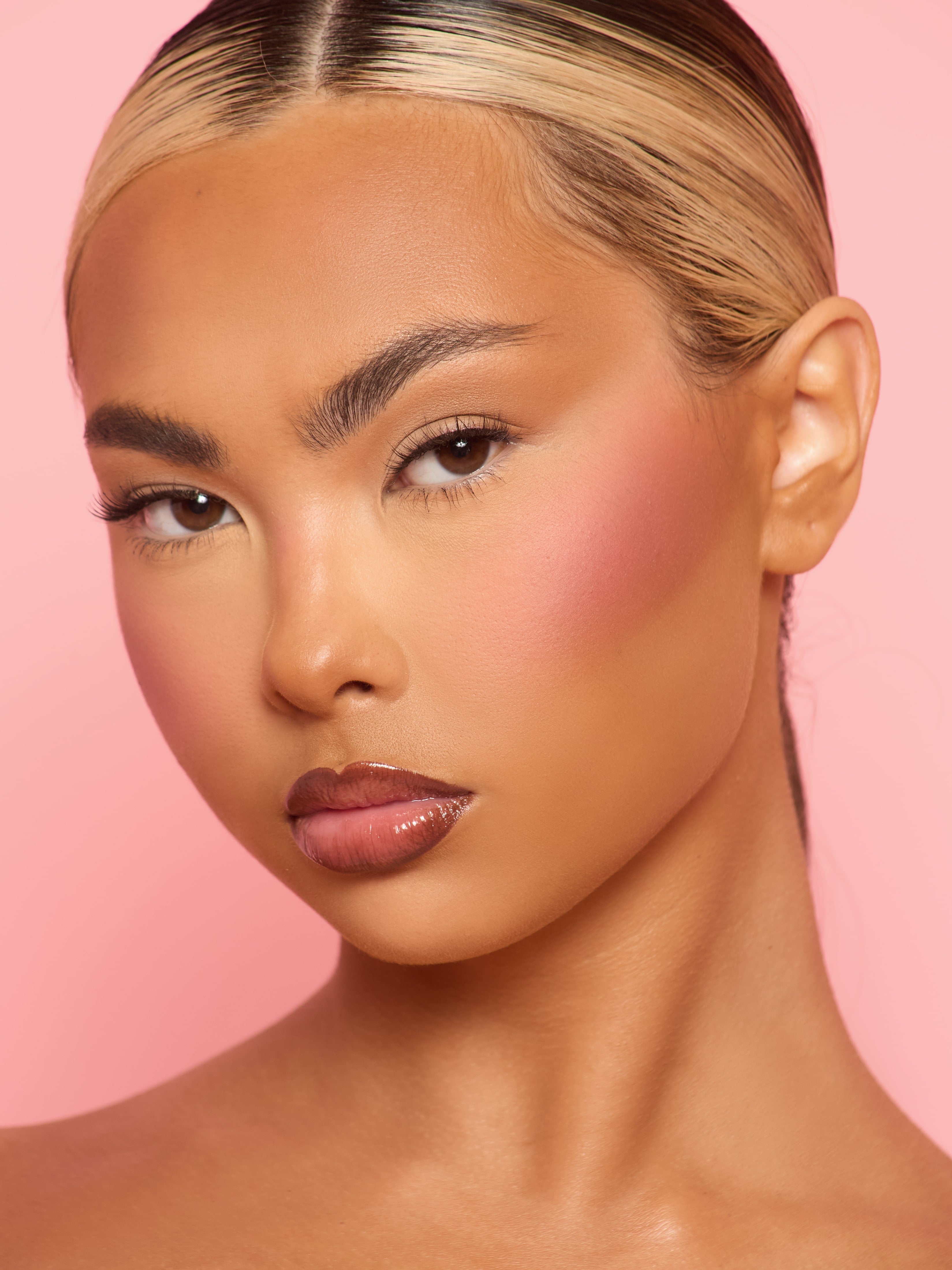 P.Louise Under-Eye Brightening Powder - Image 97
